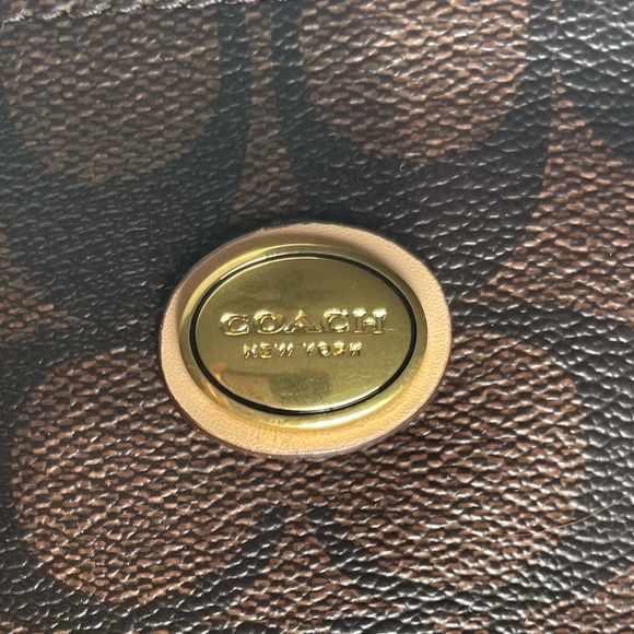 Coach handbag - Picture 3 of 8